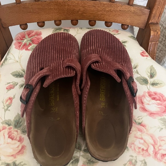SOLD Birkenstock Boston - Corduroy Suede Berry - Picture 3 of 5